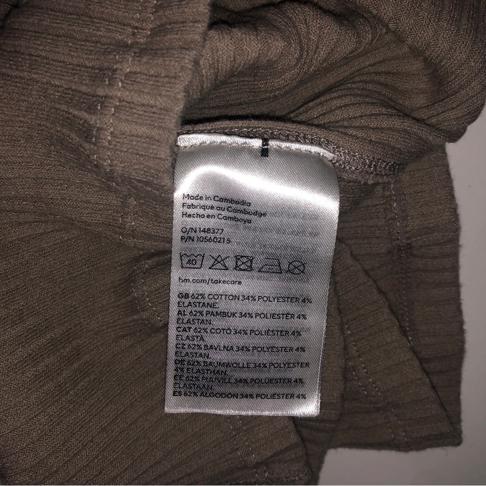 H&M Rib-Knit Dress - Picture 5 of 5